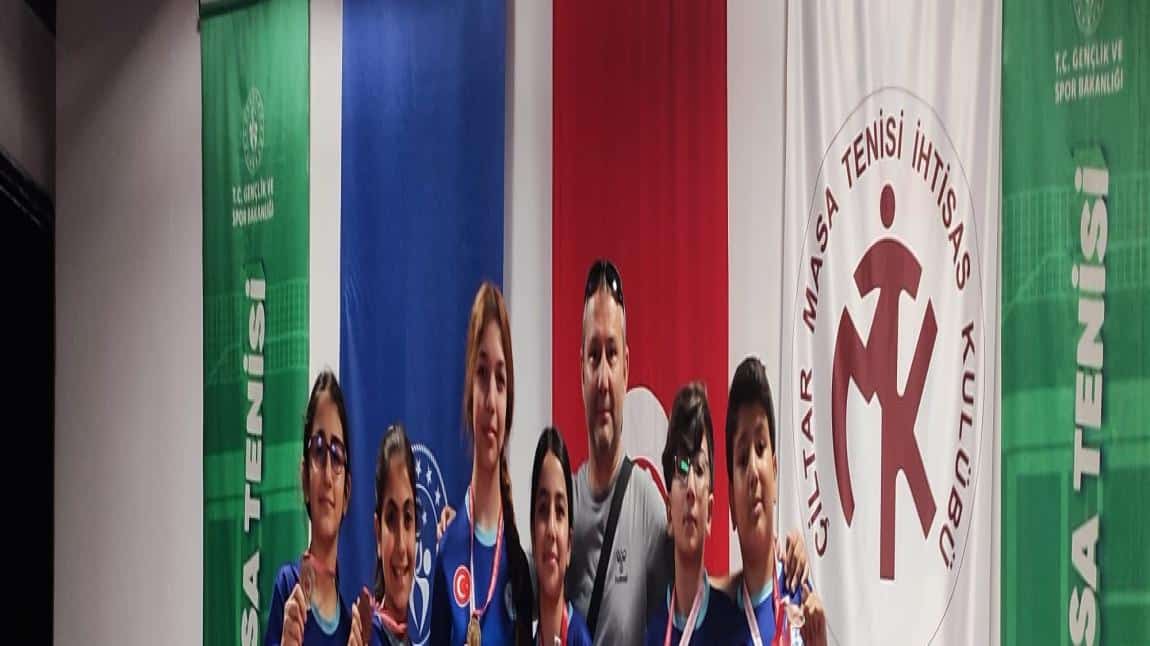 MASA TENİSİ TURNUVASINI ÖĞRENCİLERİMİZİN BAŞARILARININ SEVİNCİ İLE TAMAMLADIK